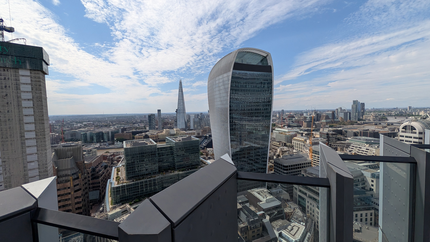 View south from 51 Lime Street towards 20 Fenchurch Street and The Shard.